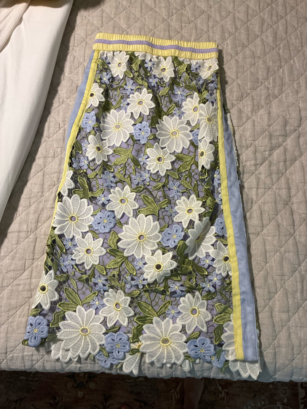 Anthropologie Embroidered Floral Midi Skirt NWT size small